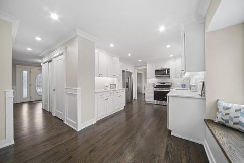 541 N Forest Dr, Addison, IL 60101 photo 8