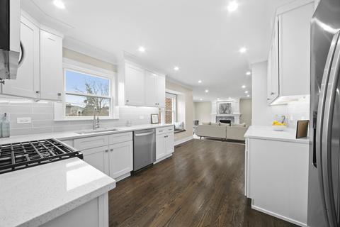 541 N Forest Dr, Addison, IL 60101 photo 5