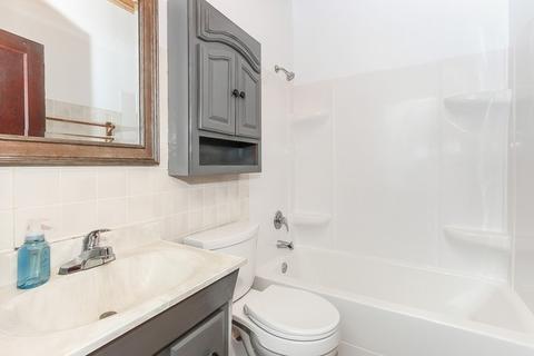 1004 Augusta Ave, Elgin, IL 60120 photo 17