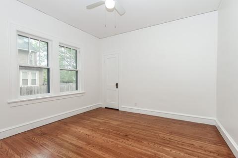 1004 Augusta Ave, Elgin, IL 60120 photo 18