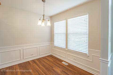 4 Edgebrook Ct, Algonquin, IL 60102 photo 4