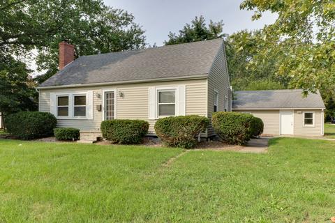609 Kingsley St, Normal, IL 61761 photo 1