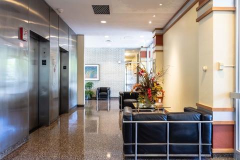 601 E 32nd St #1102, Chicago, IL 60616 photo 3