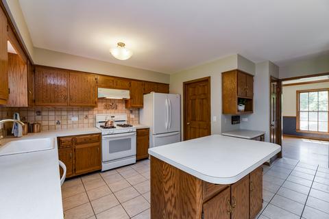 1003 Brighton Dr, Wheaton, IL 60189 photo 7