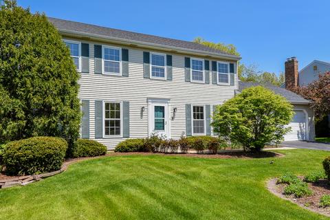 1003 Brighton Dr, Wheaton, IL 60189 photo 1