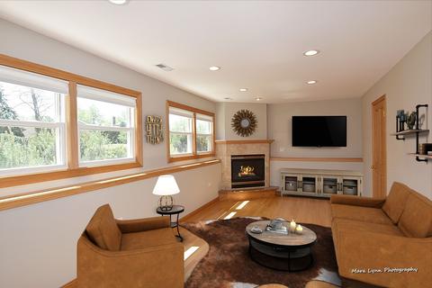 1007 Confederation Dr, Bartlett, IL 60103 photo 7