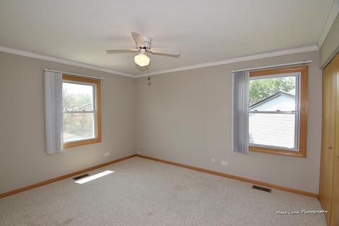 1007 Confederation Dr, Bartlett, IL 60103 photo 13