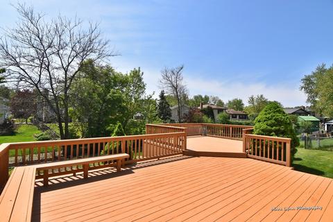 1007 Confederation Dr, Bartlett, IL 60103 photo 5