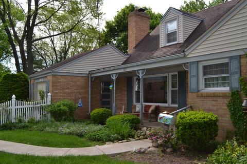 871 Morgan St, Elgin, IL 60123 photo 3