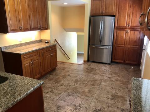 295 6th St, Wheeling, IL 60090 photo 2