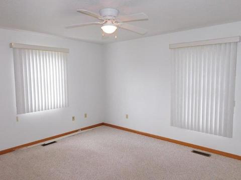 683 E Spruce St, Herscher, IL 60941 photo 22