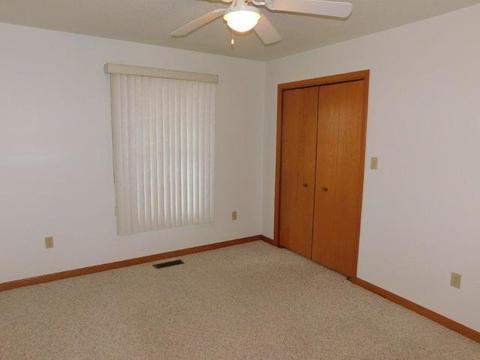 683 E Spruce St, Herscher, IL 60941 photo 20