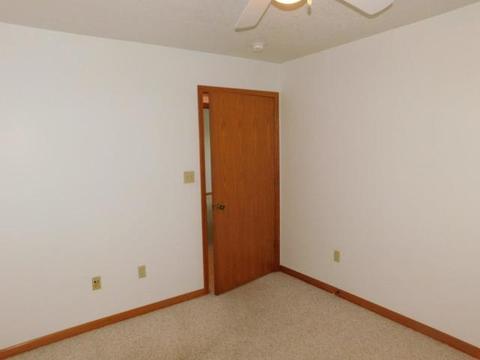 683 E Spruce St, Herscher, IL 60941 photo 21