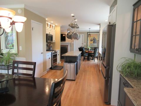 210 Longfellow Dr, Wheaton, IL 60189 photo 8