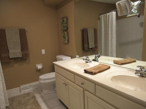 210 Longfellow Dr, Wheaton, IL 60189 photo 23