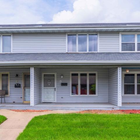 1709 Rockingham Dr #D, Normal, IL 61761 photo 2