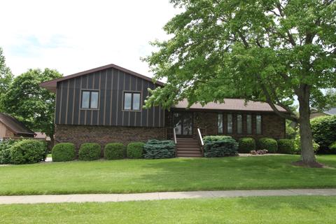1015 Gregory St, Normal, IL 61761 photo 1