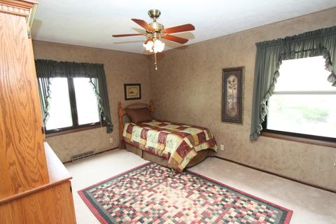 1015 Gregory St, Normal, IL 61761 photo 16