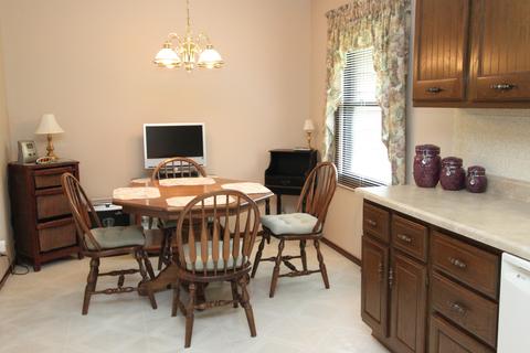 1015 Gregory St, Normal, IL 61761 photo 10