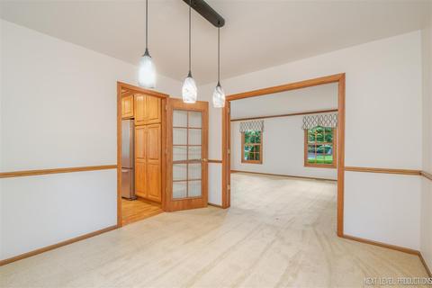 532 Appleton Dr, Batavia, IL 60510 photo 9