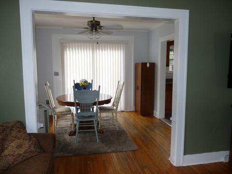 520 Morgan St, Elgin, IL 60123 photo 9