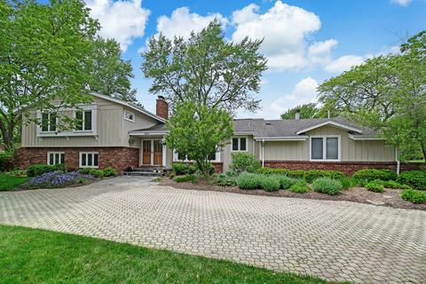 331 Surrey Ln, Burr Ridge, IL 60527 photo 2