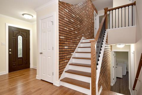 304 E Walnut St, Roselle, IL 60172 photo 7