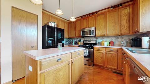 686 Wingpointe Dr, Aurora, IL 60506 photo 7