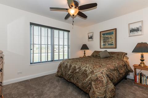923 Madison Ave, Mchenry, IL 60050 photo 9