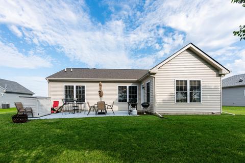 923 Madison Ave, Mchenry, IL 60050 photo 14