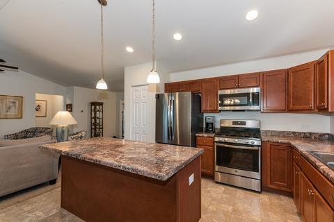 923 Madison Ave, Mchenry, IL 60050 photo 4