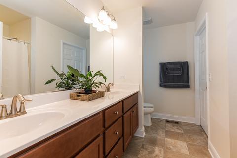 923 Madison Ave, Mchenry, IL 60050 photo 8