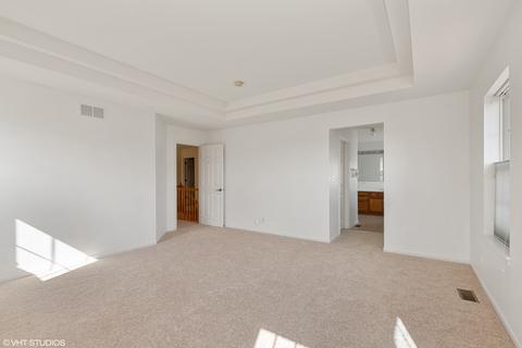 409 Mooresfield St, Elgin, IL 60124 photo 12