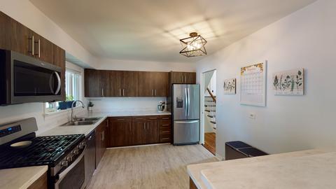 212 S Beverly St, Wheaton, IL 60187 photo 5