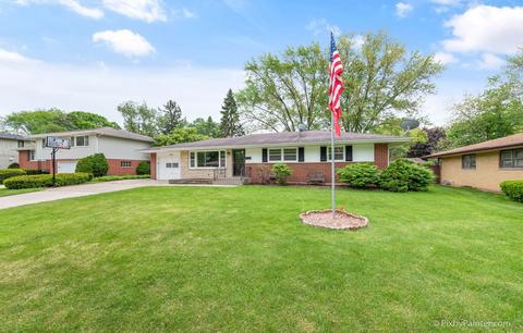 1485 Easy St, Elgin, IL 60123 photo 1