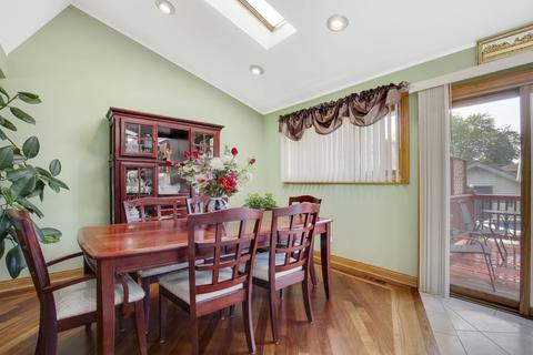 486 Westmere Rd, Des Plaines, IL 60016 photo 10