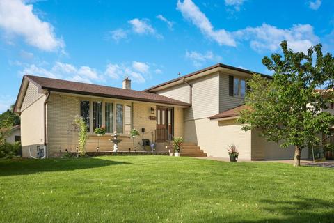 486 Westmere Rd, Des Plaines, IL 60016 photo 2