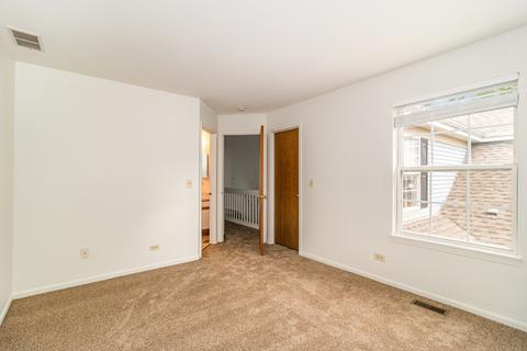 1298 Christopher Ct, Elgin, IL 60120 photo 16
