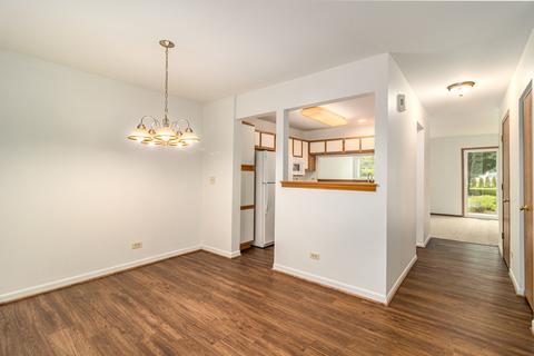 1298 Christopher Ct, Elgin, IL 60120 photo 3