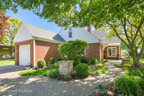 175 N Wolf Rd, Des Plaines, IL 60016 photo 2