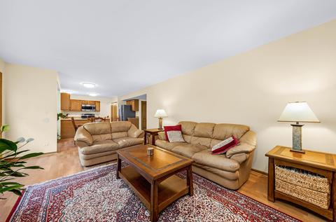 983 Split Rail Dr, Carol Stream, IL 60188 photo 13