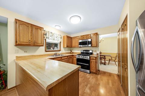 983 Split Rail Dr, Carol Stream, IL 60188 photo 8