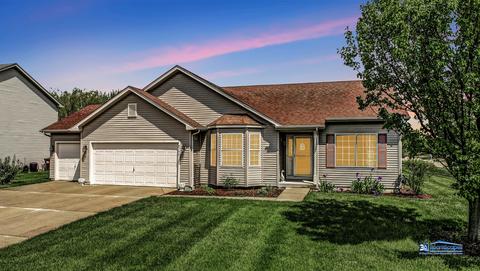 5700 Cobblestone Trl, Mchenry, IL 60050 photo 2
