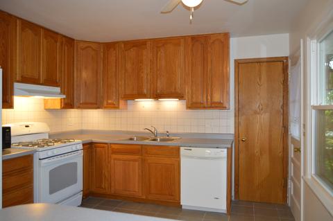720 Scott St, Algonquin, IL 60102 photo 3