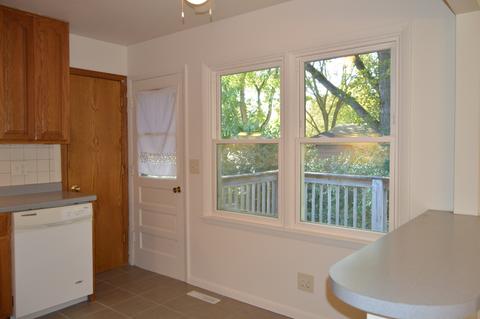 720 Scott St, Algonquin, IL 60102 photo 5