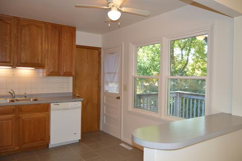 720 Scott St, Algonquin, IL 60102 photo 4