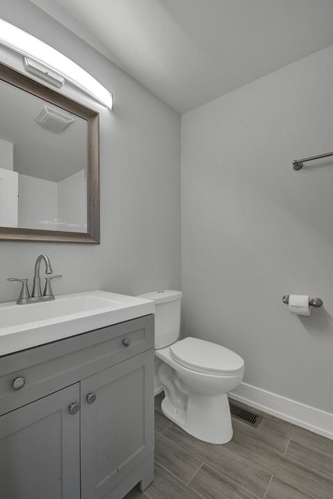 2609 E 93rd St, Chicago, IL 60617 photo 20