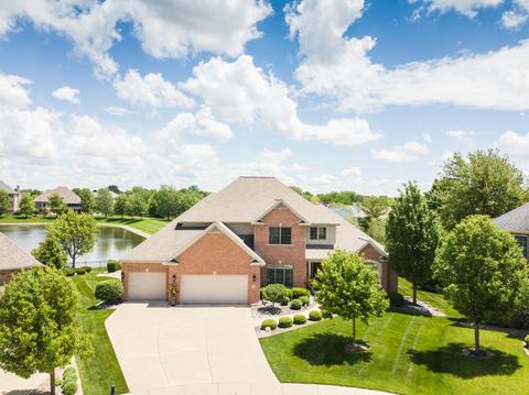 3 Mackenzie Ct, Bloomington, IL 61704 photo 1