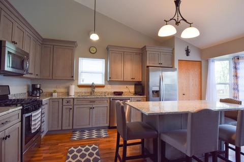 2204 Covington Ln, Plainfield, IL 60586 photo 3