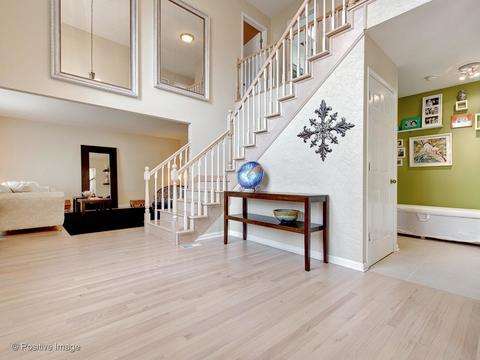 4865 Alexandra Ct, Rolling Meadows, IL 60008 photo 3